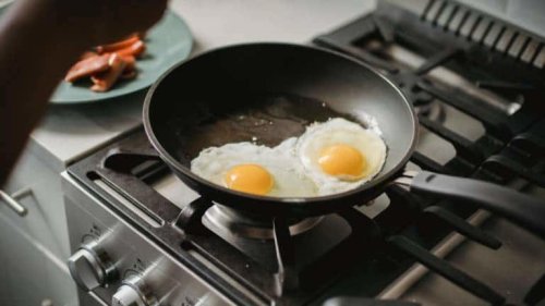 🍳 What Happens If You Eat Eggs Every Day for Two Weeks? Harvard-Trained Gastroenterologist Explains