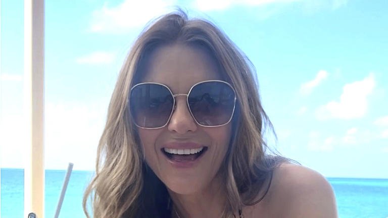 Elizabeth Hurley’s Maldives Glow at 60
